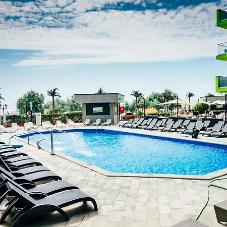 Alezzi Sylver 2 アパート ナボダリ