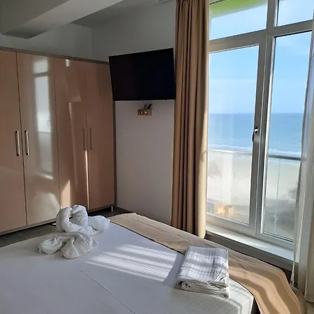 アパート Alezzi Sylver 2