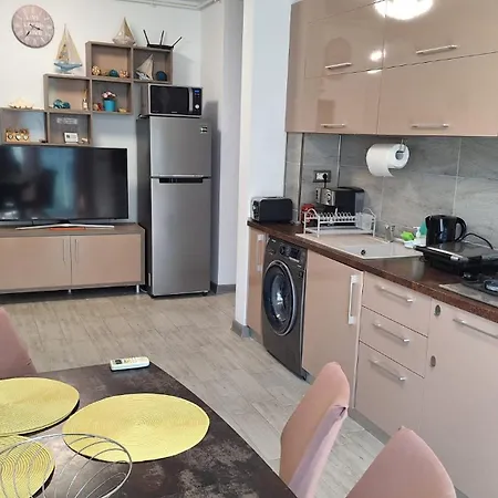 Alezzi Sylver 2 アパート ナボダリ