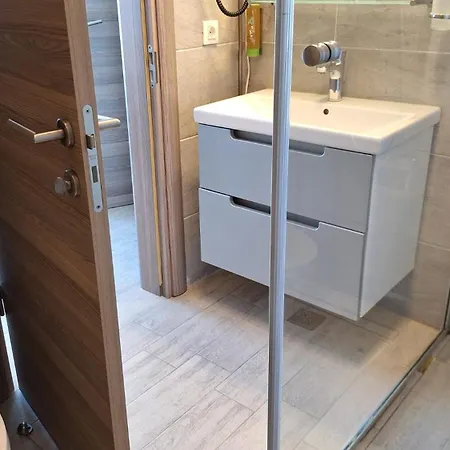 アパート Alezzi Sylver 2