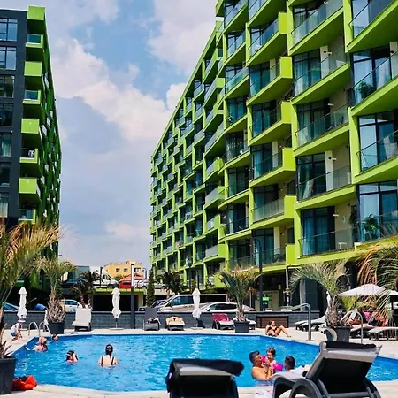 Alezzi Sylver 2 Apartment Navodari