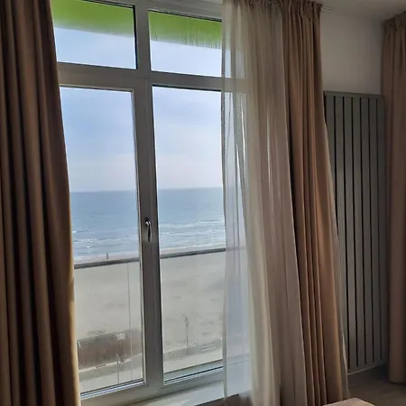 Alezzi Sylver 2 Apartment *
