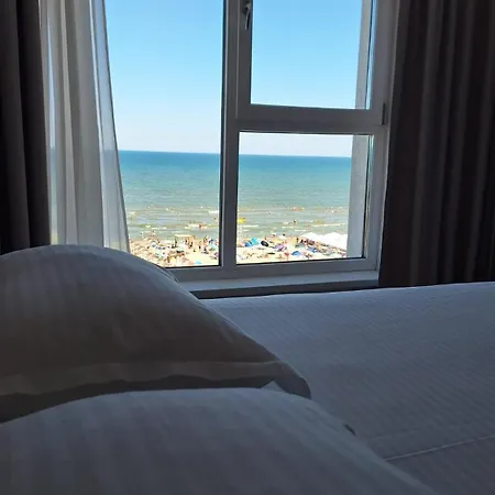 Alezzi Sylver 2 公寓 那沃达利