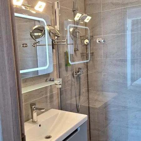 公寓 Alezzi Sylver 2