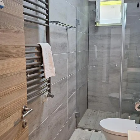 Alezzi Apartmán