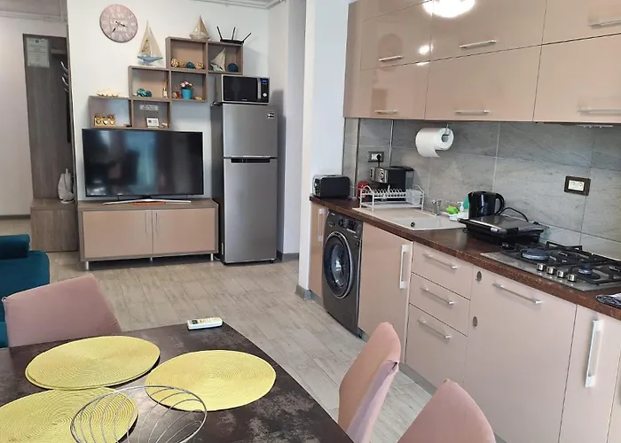 Alezzi Sylver 2 شقة Năvodari