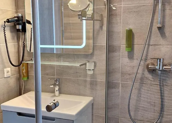 Alezzi Sylver 2 شقة *